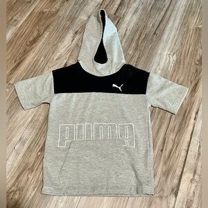 NEW: Puma Youth Short Sleeve Sweatshirt Hoodie (10/12)